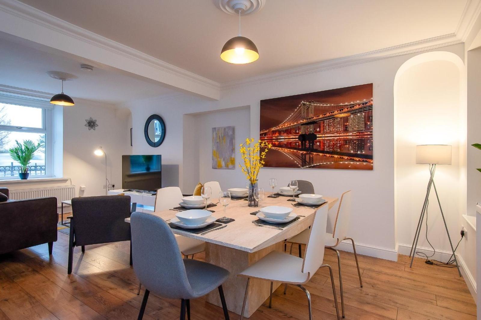 Casa One Hundred - A Beautiful 4 Bed House On The Beach Front Swansea Eksteriør bilde