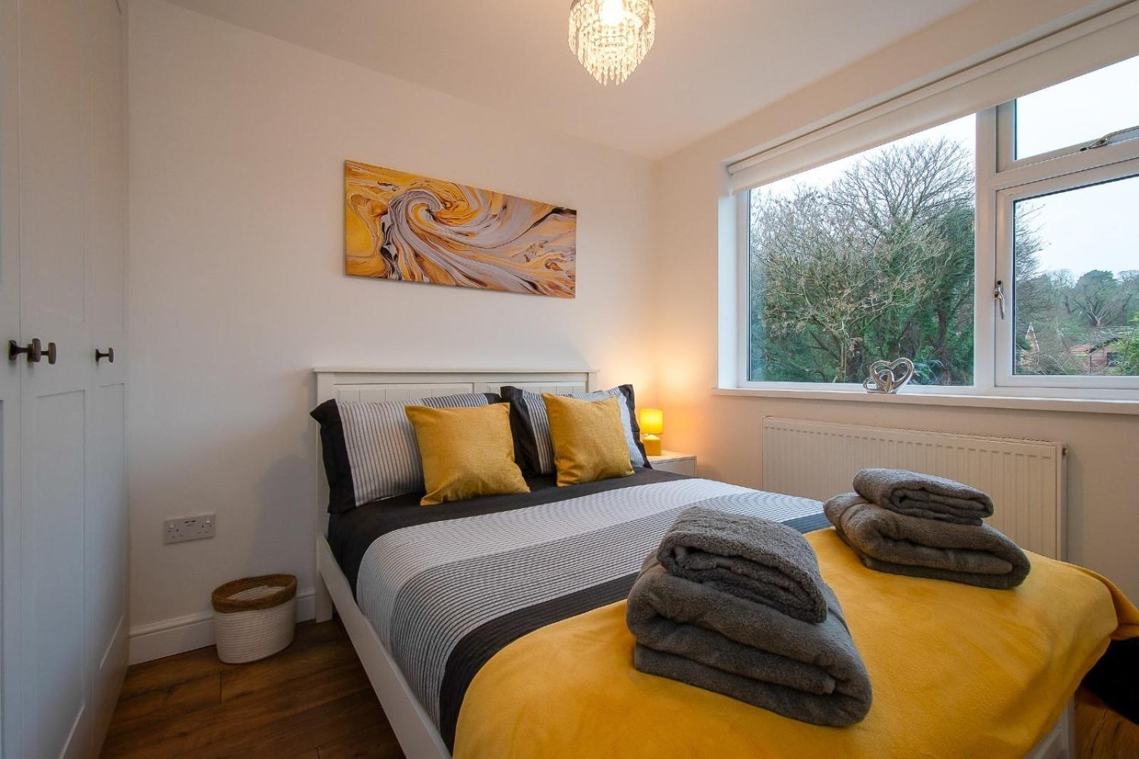 Casa One Hundred - A Beautiful 4 Bed House On The Beach Front Swansea Eksteriør bilde