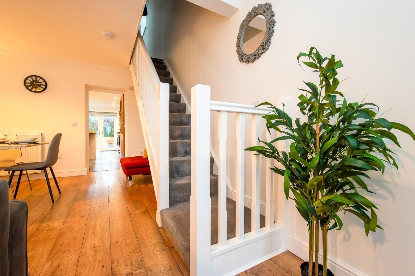 Casa One Hundred - A Beautiful 4 Bed House On The Beach Front Swansea Eksteriør bilde