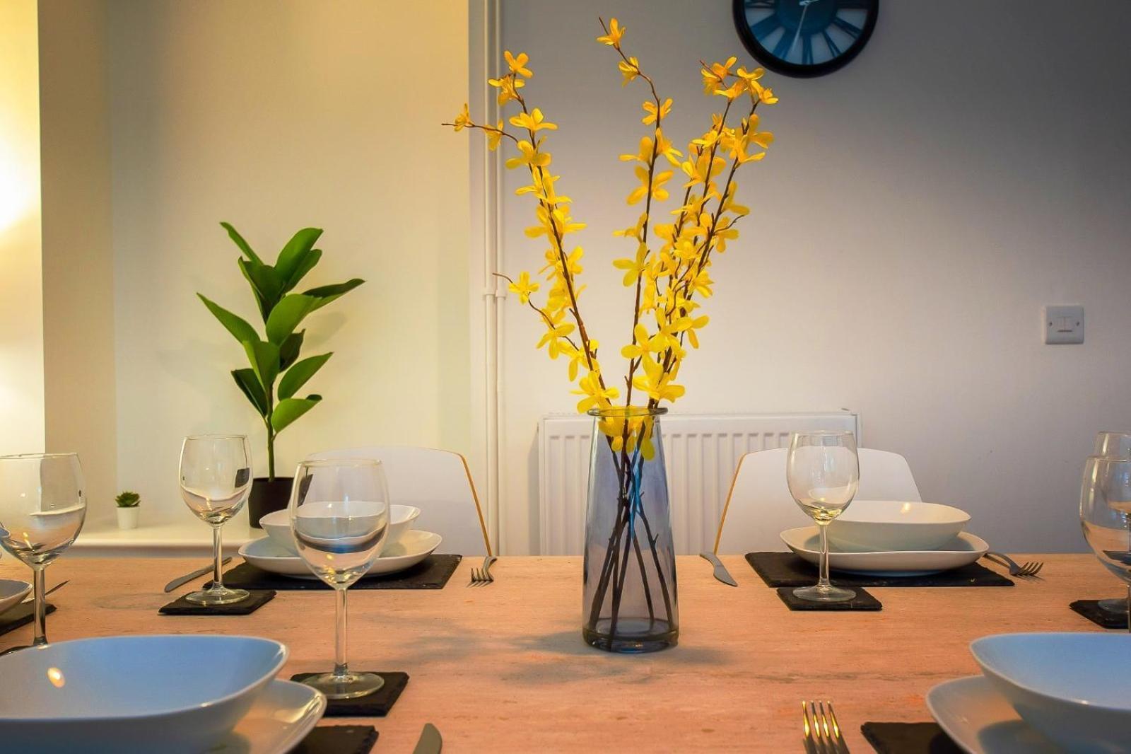 Casa One Hundred - A Beautiful 4 Bed House On The Beach Front Swansea Eksteriør bilde
