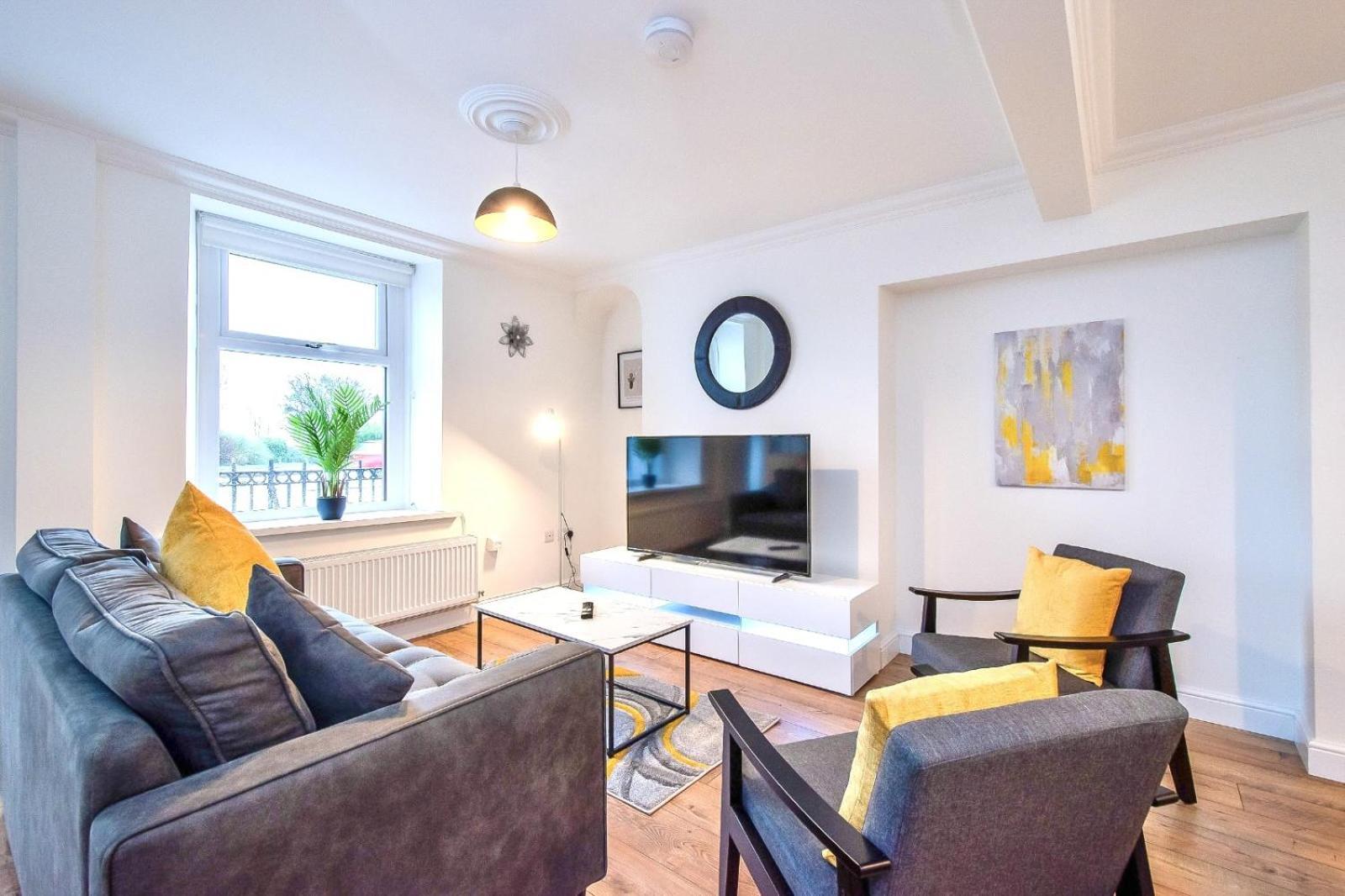 Casa One Hundred - A Beautiful 4 Bed House On The Beach Front Swansea Eksteriør bilde